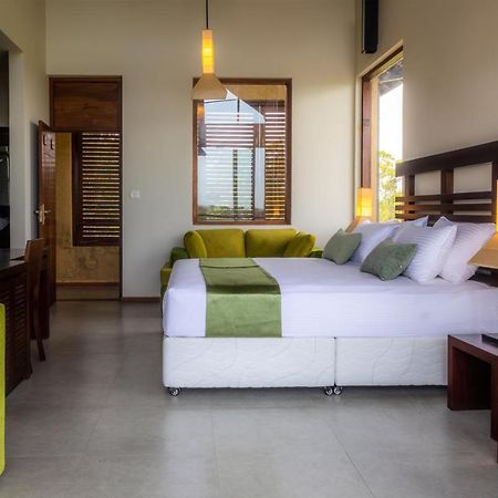 Rock Wild Yala Hotel Exterior photo