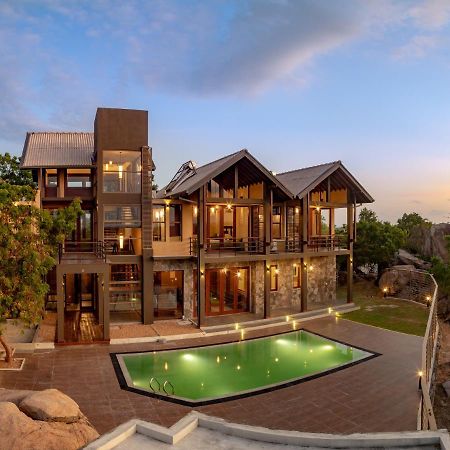 Rock Wild Yala Hotel Exterior photo