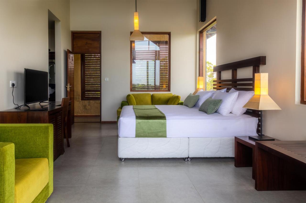 Rock Wild Yala Hotel Exterior photo
