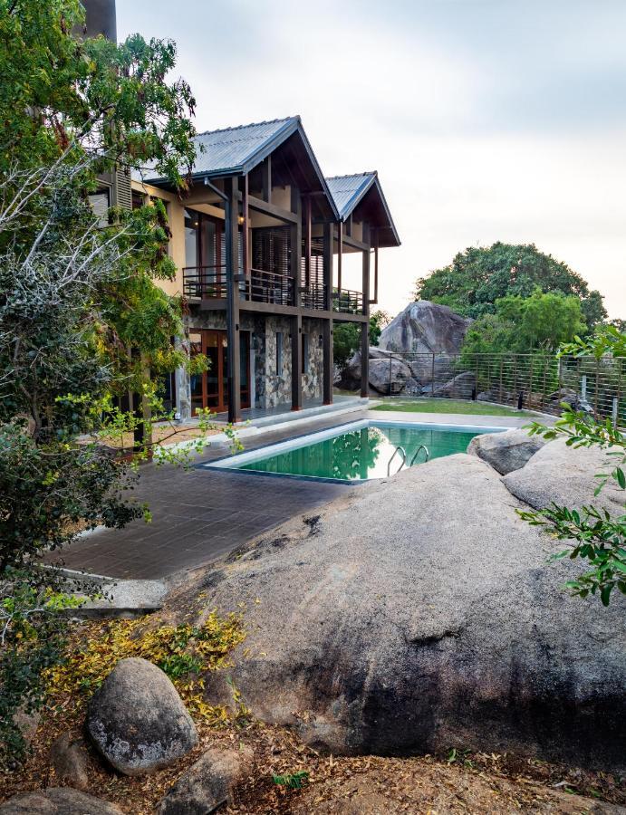 Rock Wild Yala Hotel Exterior photo