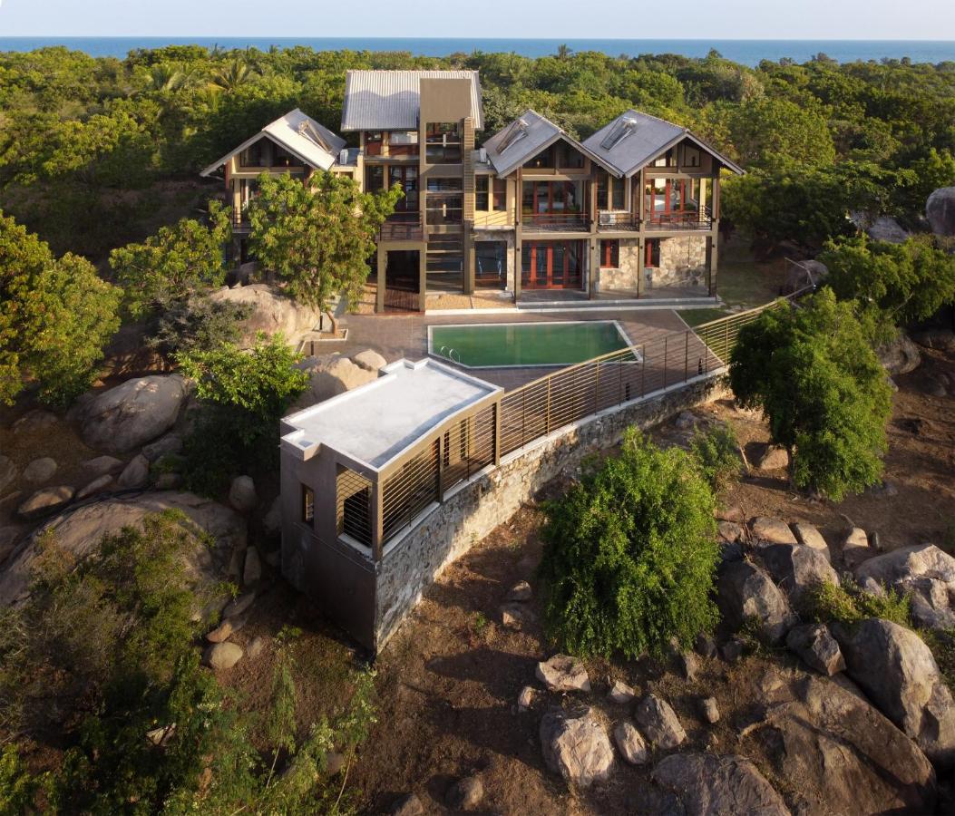 Rock Wild Yala Hotel Exterior photo